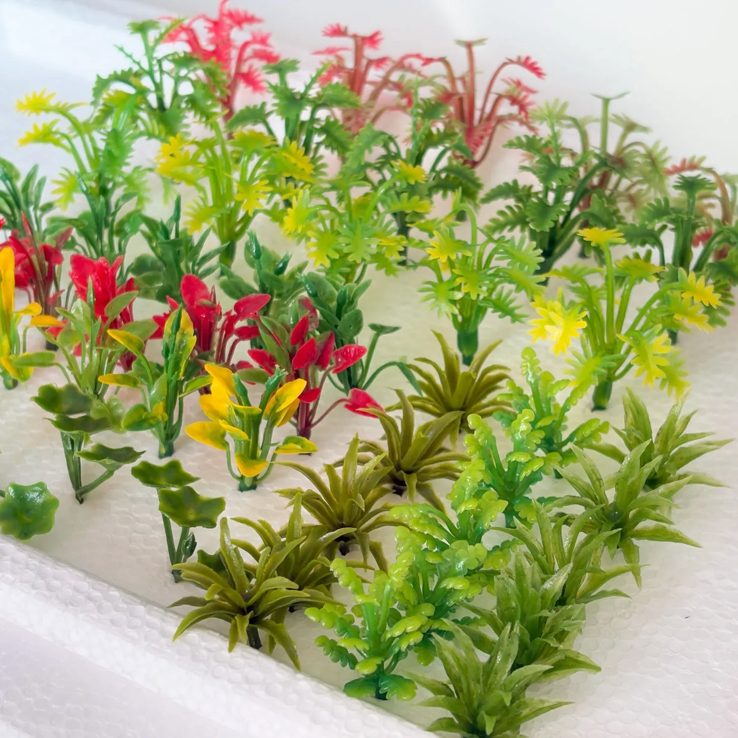 50-Piece Set of Mixed Color Miniature Rainforest Diorama Plants