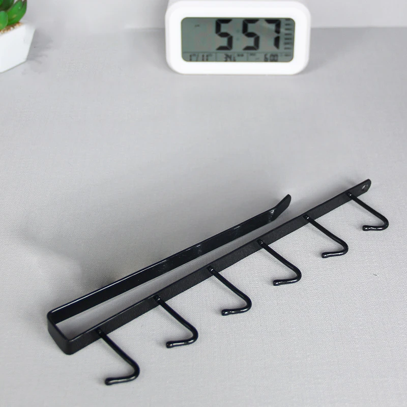 Рисунок 5 - Железный шкаф, крючок без следов