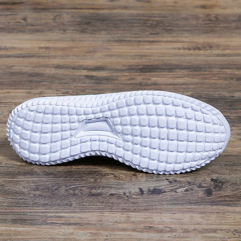 Lightweight Breathable Running Shoes for Women Non Slip Knitted Green Sneakers Woman Soft Sole Slip On Casual Flats Plus Size 43 women shoes casual shoes women sneakers women flats