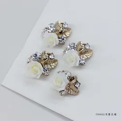 Elegant Gold Rhinestone Flower Nail Charms - 3D Crystal Nail Art Accessories (B)