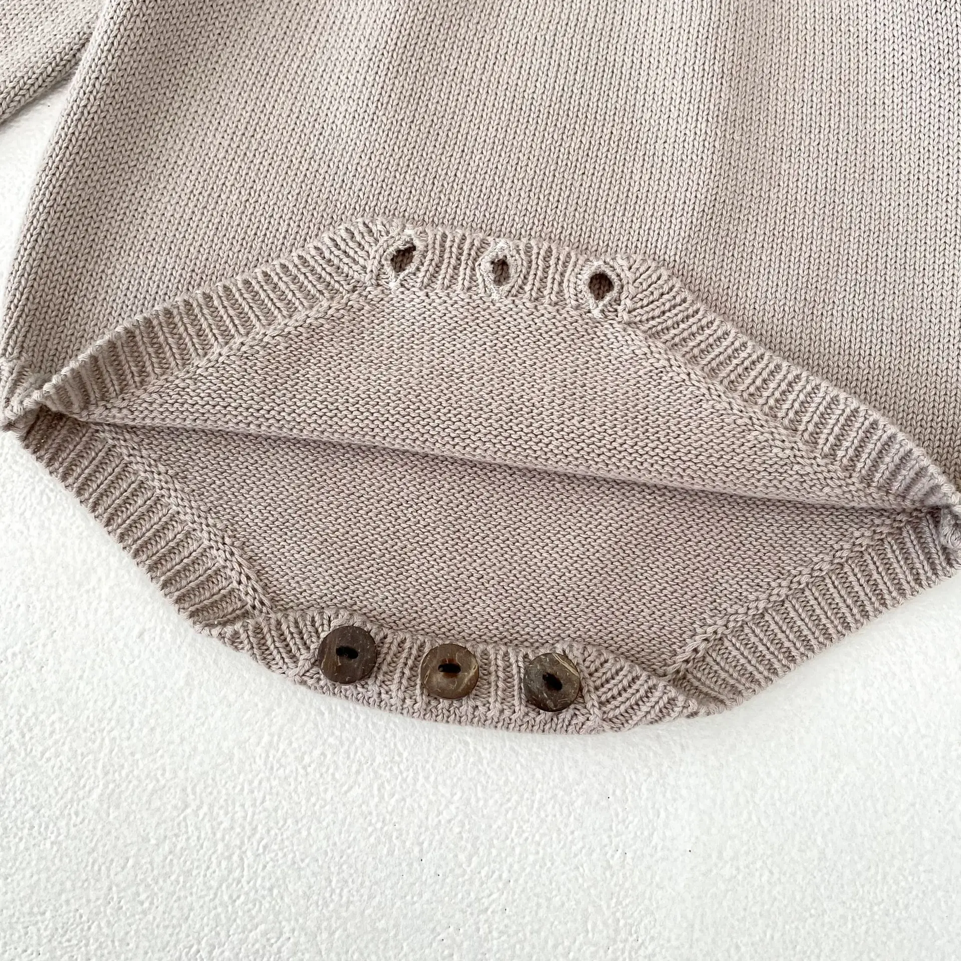 남아, 여아용 가을옷, 속이 빈 칼라, 니트 긴팔 가방, 방귀옷, 웨스턴 스타일 스웨터, 면사 점퍼