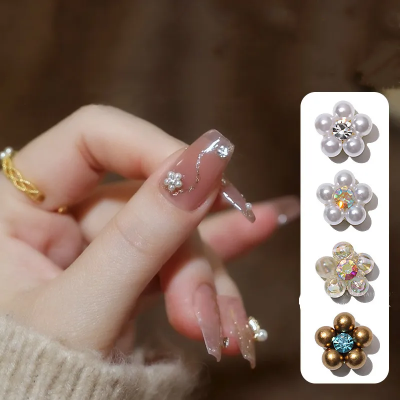 

50Vintage Trendy Pearl Flower Nail Jewelry Rhinestones Stereo Pile Manicure Charms Blooming Floret Nail Gels Adron Decoration 3D