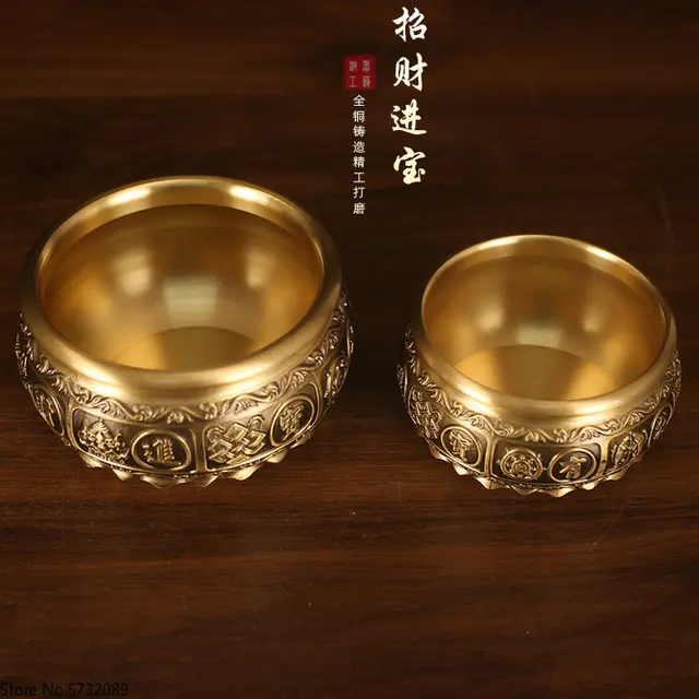 Treasure Pot Decoration Brass Rice Pot: Adding Wealth and Beauty to Your Living Room