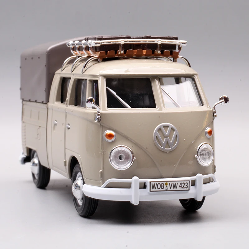 VWタイプ1 BUS ダイキャスト1／24サイズ新品箱付きです。 1/24 フォルクスワーゲン タイプ1 ワーゲンバス バス ブルー 青