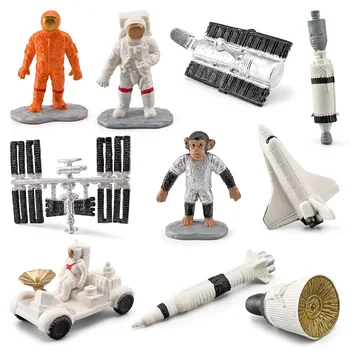Lot of 10pcs Simulated Astronaut Spacecraft Rocket Model Figure Decoration Figurine Toy