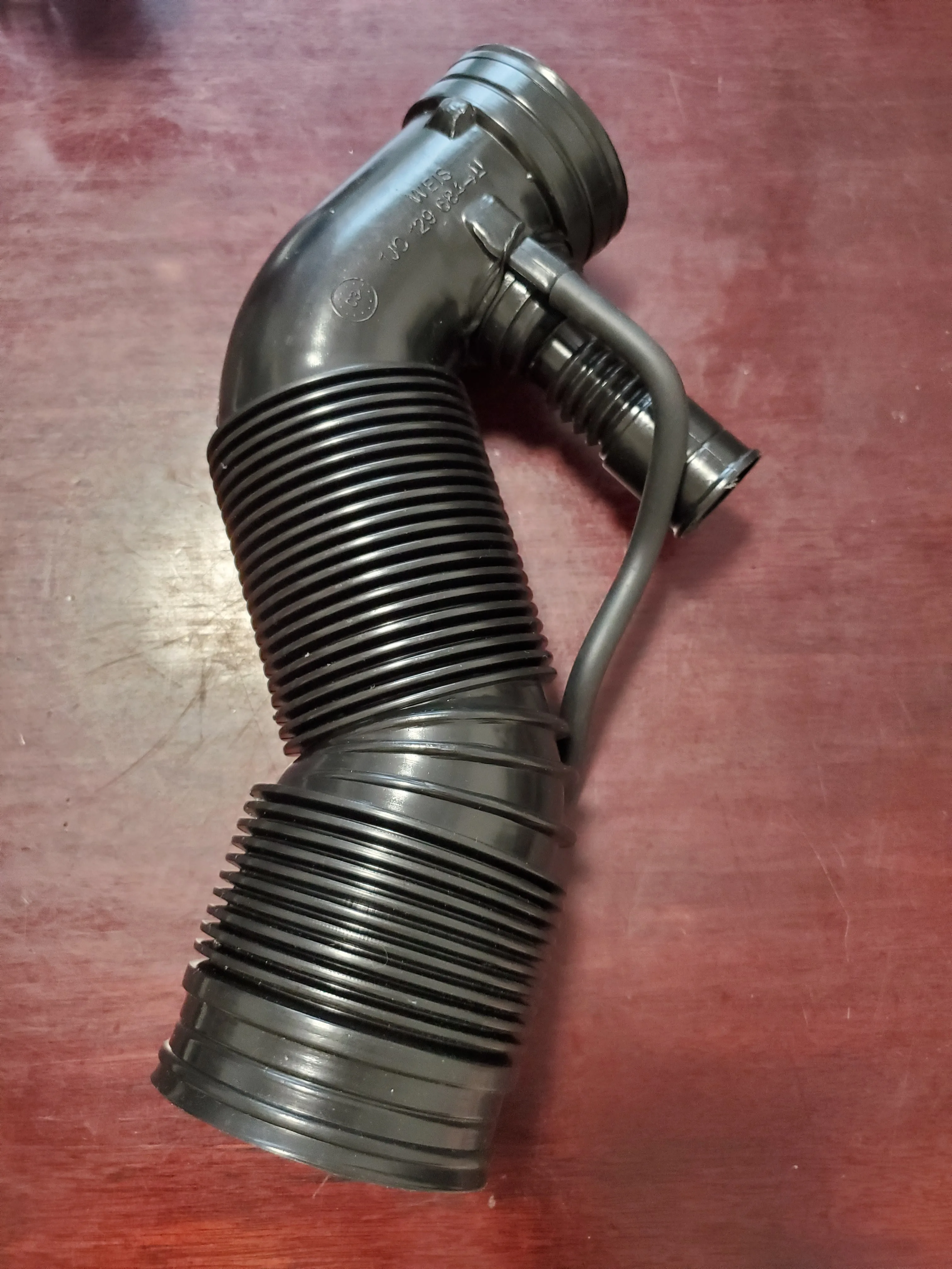 1J0129684N/T Air Filter Intake Pipe Hose For V-W MK4 Golf Bora For Audi A3