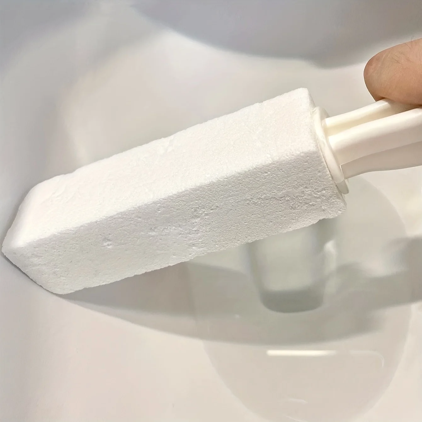 1pc-Toilet Cleaning with Handle, Water Pump, Stone Cleaner