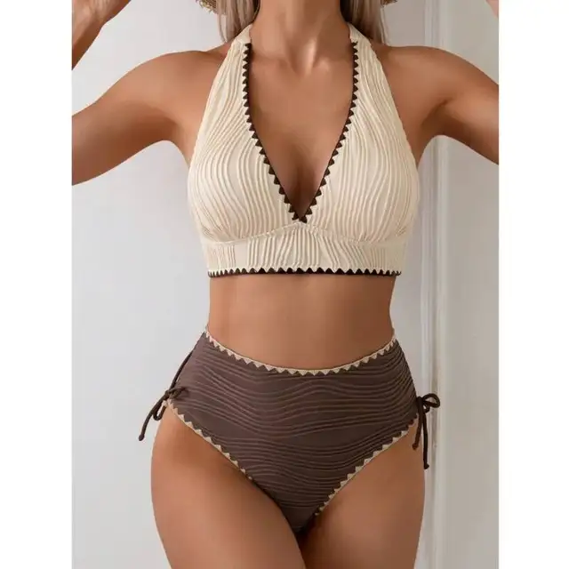 Bikini de tiro alto · Corte retro