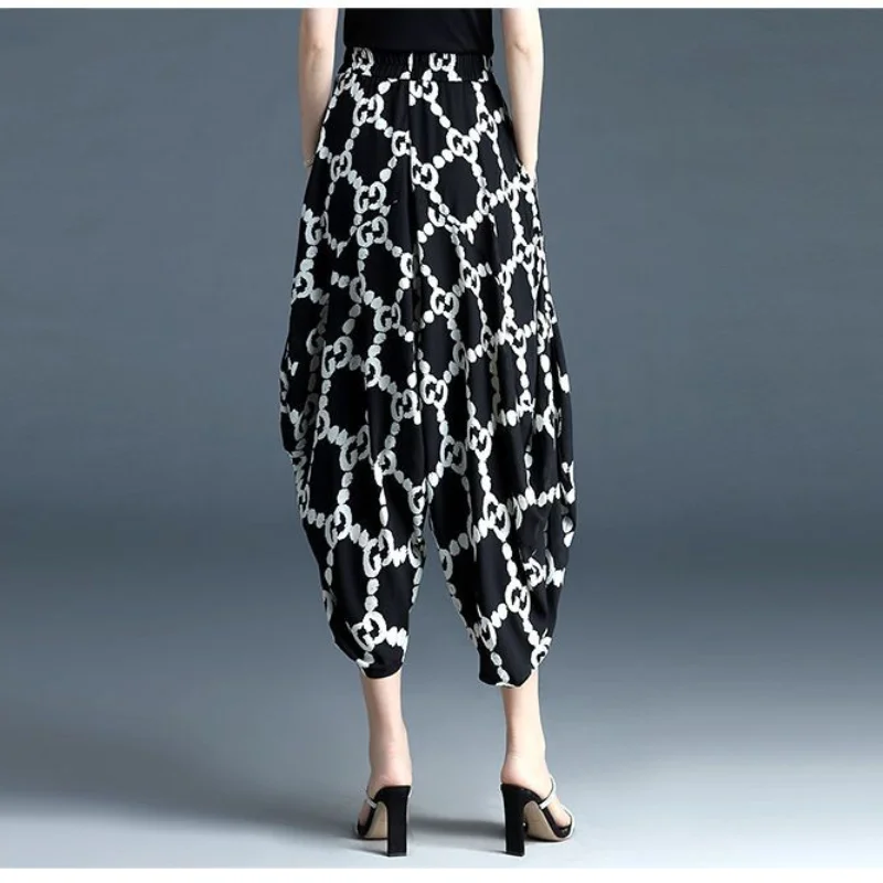 2023 New Summer Fashion Trend Simple Plaid Print High Waist Covering Belly Wide Leg Loose Casual Capri Women's Pant Skirt