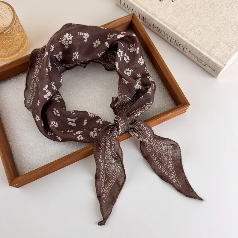 Retro klassischer roter Cashew-Muster-Diamant-Seidenschal für Damen, niedriger Pferdeschwanz, zum Binden, Stirnband, Schal, Kopfbedeckung, dreieckiger Halstuch – Detail 10
