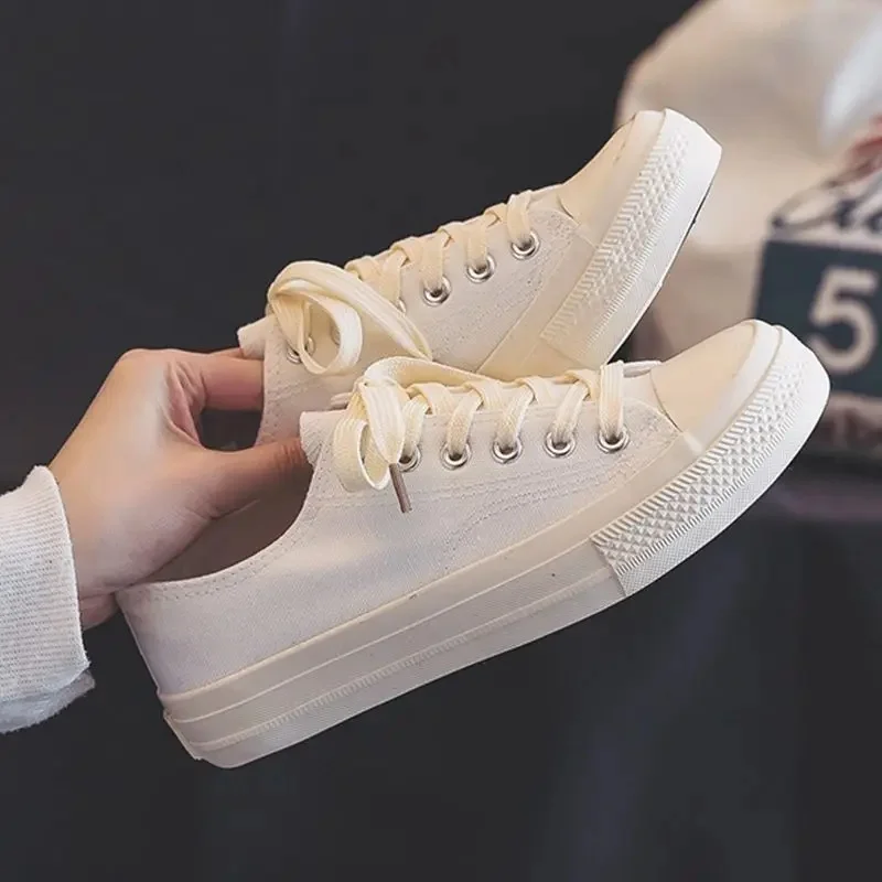 1970s low-top-all white