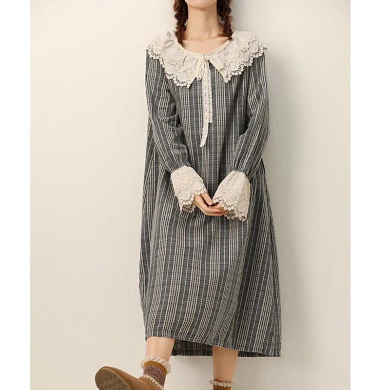 

Spring Autumn Sweet Fresh Plaid Long Dress Women Loose Slimming Embroidered Peter Pan Collar Cotton And Linen Dresses K079