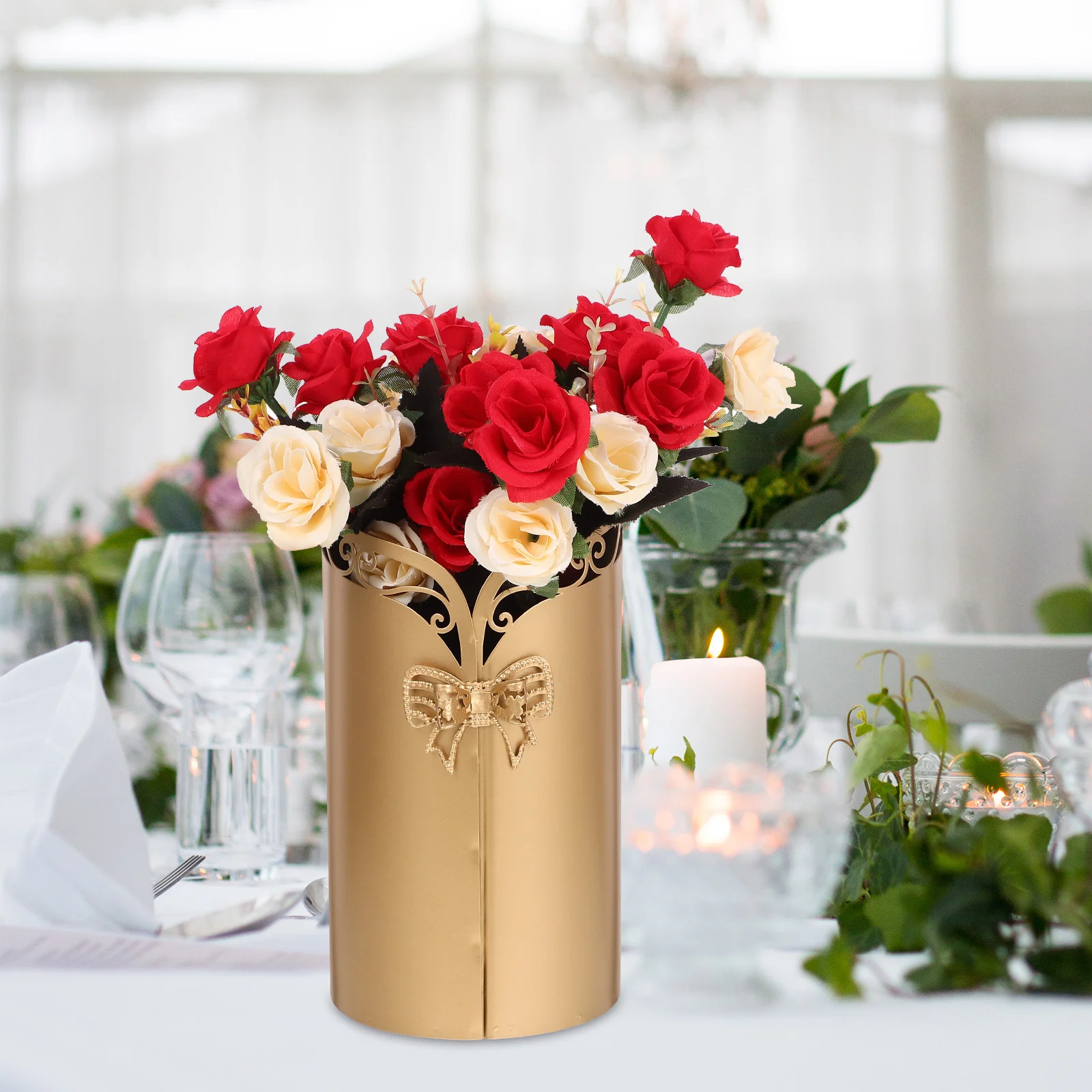 

Chinese Metal Vase Rustic Flower Vase Iron Flower Pot Farmhouse Planter Bucket Tabletop Centerpiece Floral Arrangements