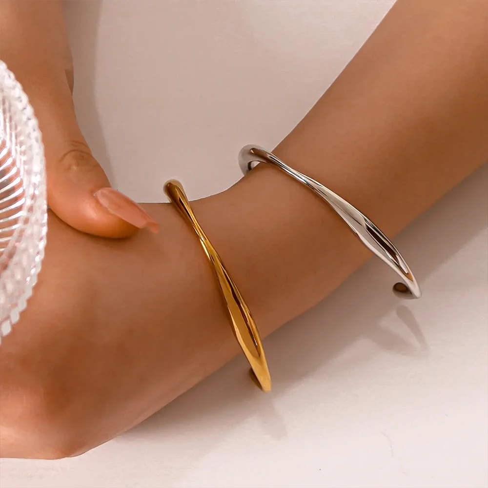 eManco Teardrop Twisted Cuff Bangles Bracelets for Women Adjustable 14K Gold Plated Chunky Open Cuff Bracelet Minimalist Party 4