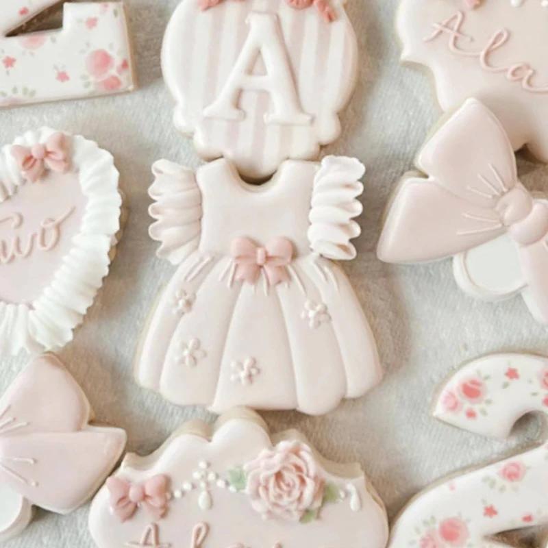 Tagliabiscotti In Acciaio Inox A Forma Di Gonna Da Donna - Per Biscotti, Fimo, Panini E Decorazioni - 4