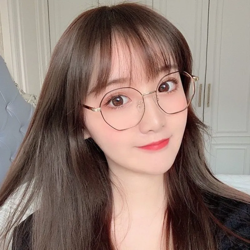 Ins Trend: 보호적이고 트렌디한 안경으로 눈 건강과 스타일을 동시에 돌보세요