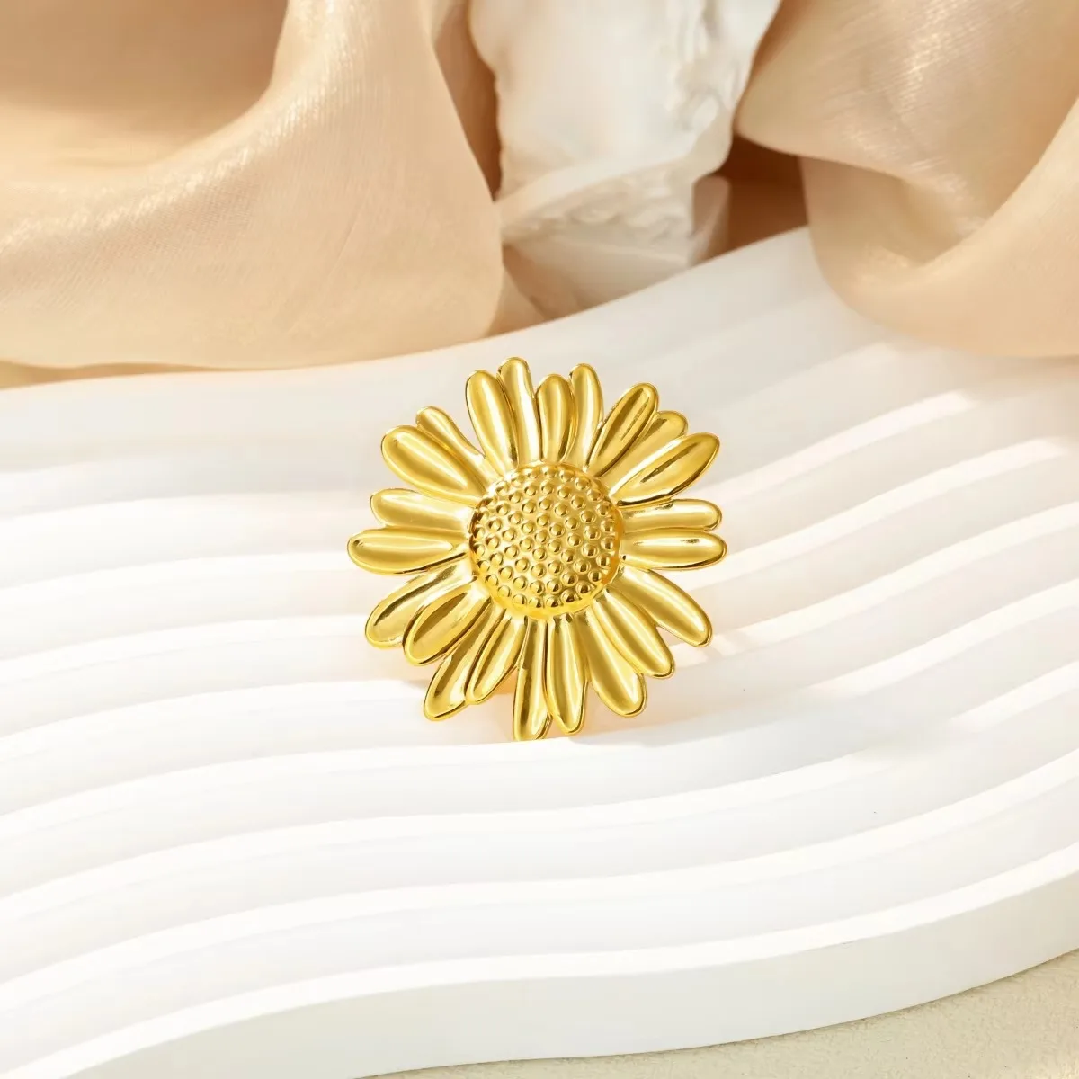 Bloom Rings Gold Stainless Steel