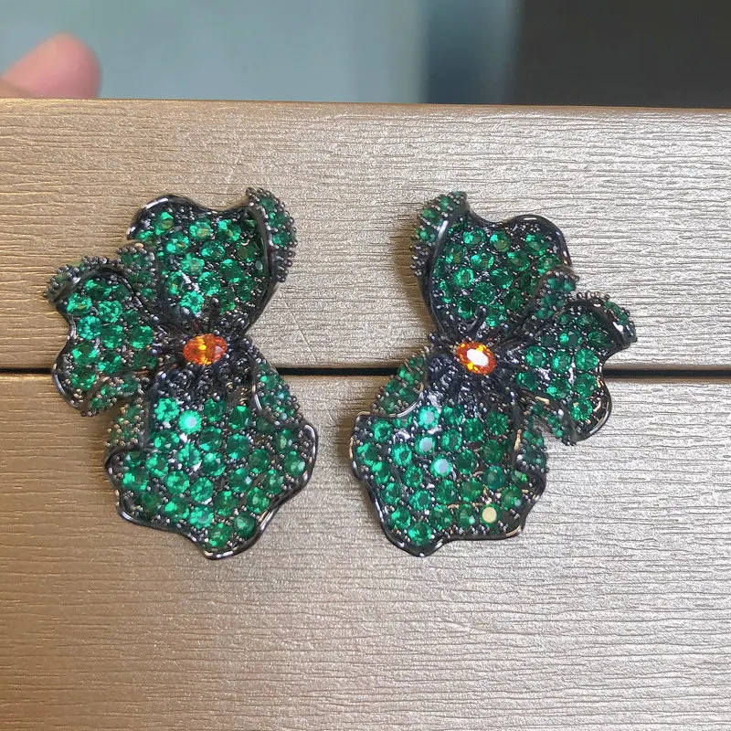 

Bilincolor Fashion Green Flower Stud Earring for Women Wedding
