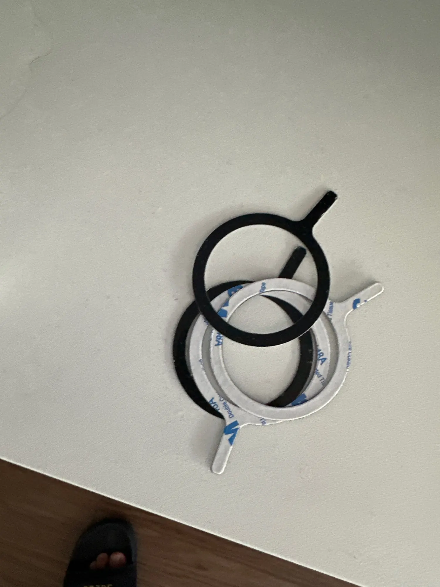 3/5 PC Metal Ring Plate for Magsafe Accessories for iPhone 14 15 Magnetic Mobile Phone Holder Car Wireless Charger Iron Sheet photo review