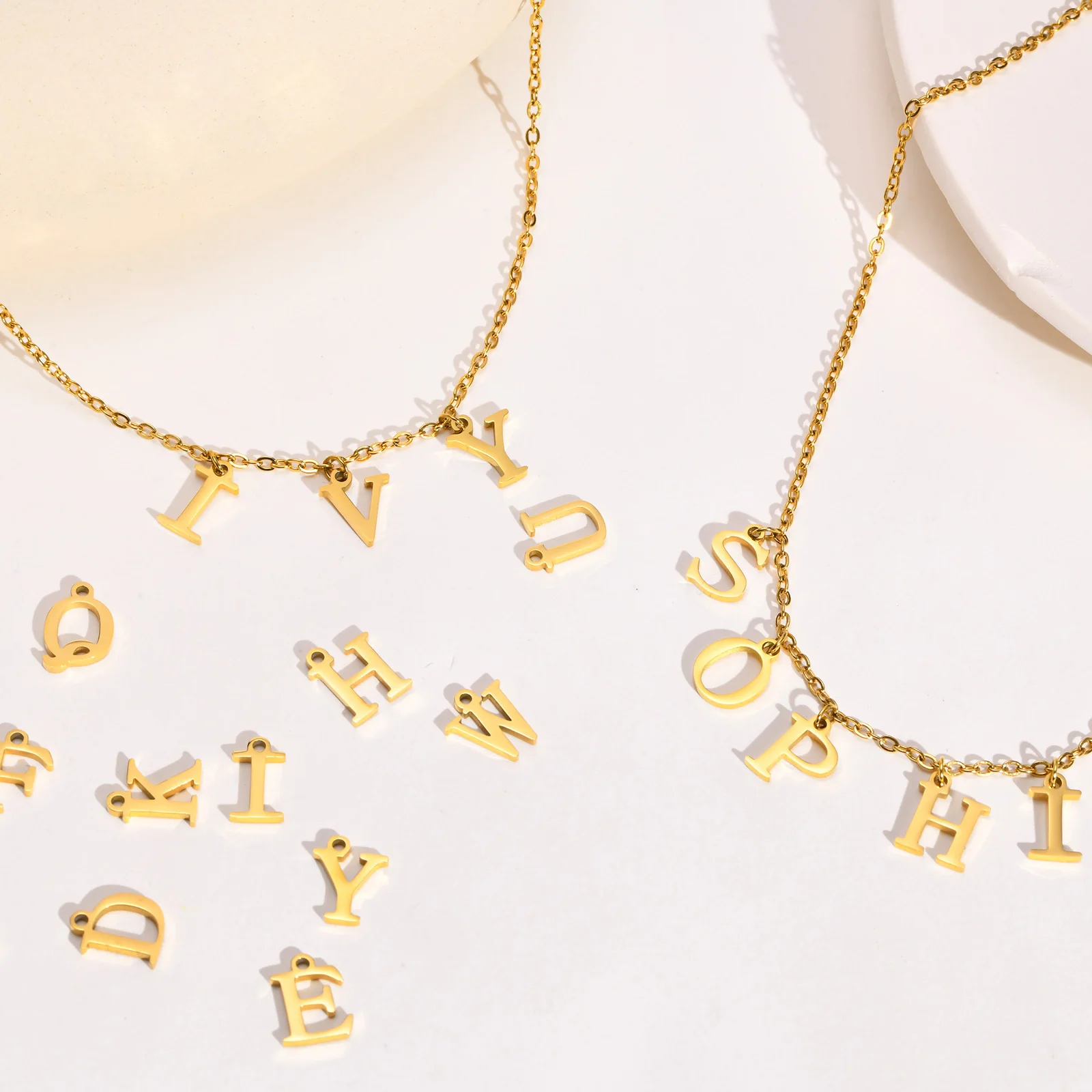 Collier personnalisé avec initiale de nom, pendentif à breloques avec lettres pour femmes, bijoux en acier inoxydable, pour maman et sœur d'anniversaire