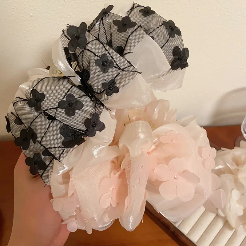 Tulle - White Bow Clip Large / Alligator Clip