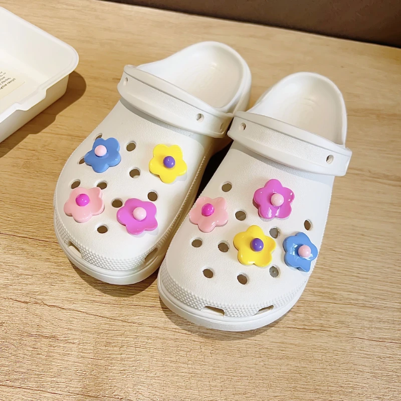 봄 신상 신발 참 장식 액세서리 DIY 캔디 컬러 체인 꽃 클로그 버클 슈즈 가든 슈즈 파티 선물용