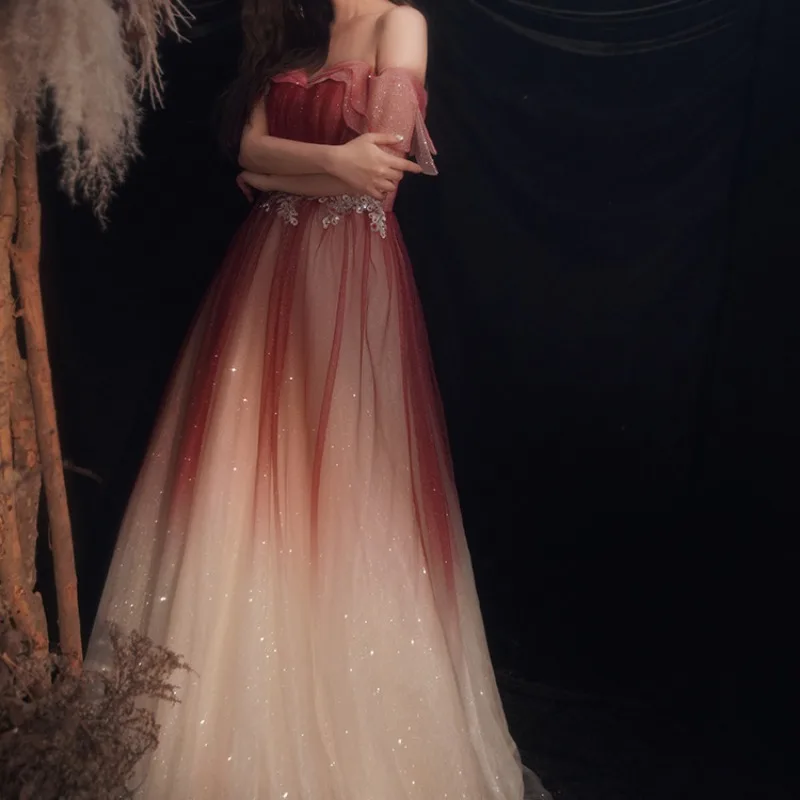 Red One-shoulder Gradient Slim Waist Evening Dress Wedding Party Robe Appliques Design Bling Mesh Pleated Tiered Prom Dresses