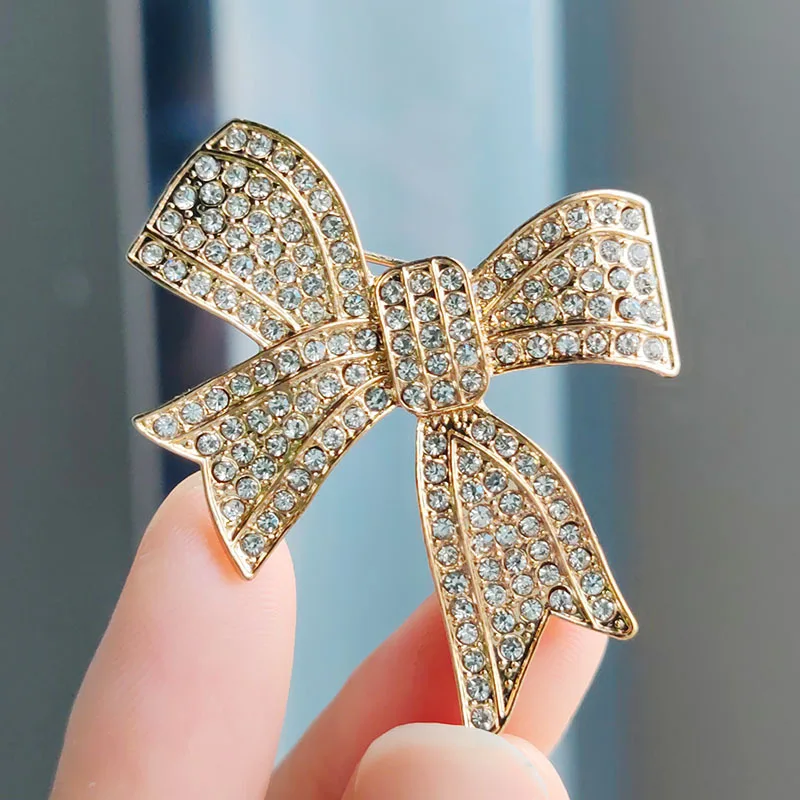 Clearine Spilla Fiocco Di Neve Con Strass Cristalli – Invernale, Oro, Per Donne, Regalo Con Scatola