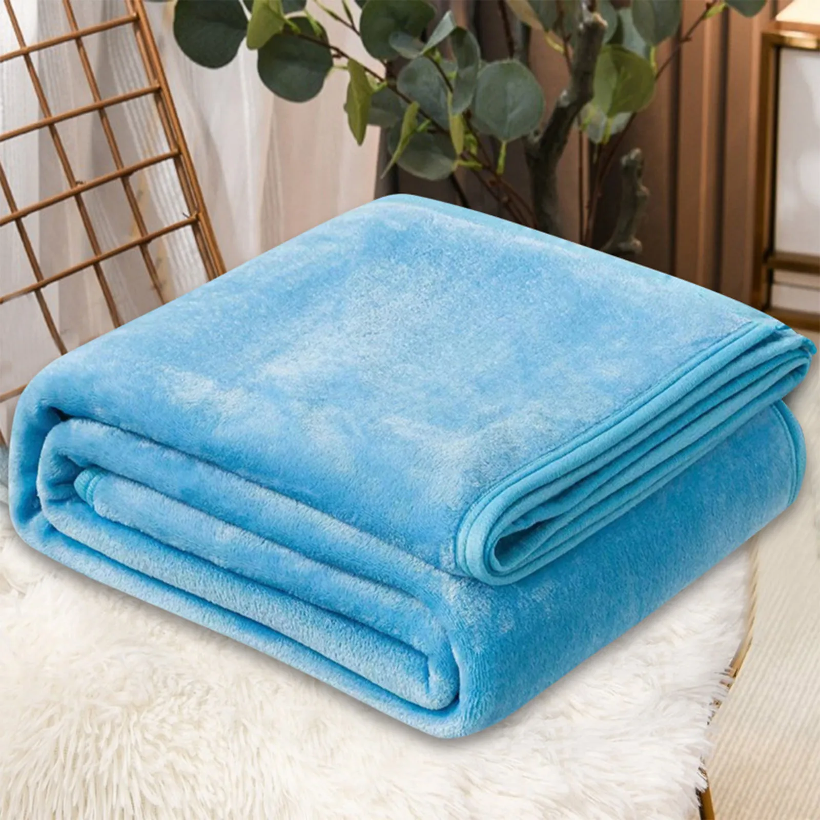 Luxurious Fleece Throw Blanket – Extra Soft, Warm, and Lightweight Plush Microfiber