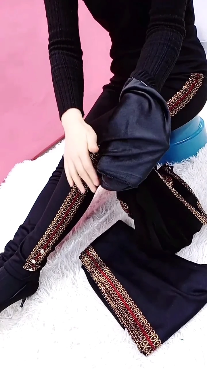 Winter Leggings 6XL Women's Stretch High Waist Velvet Padded Bottoming Pants with Rhinestone Slimming Warm Woman's Leggings