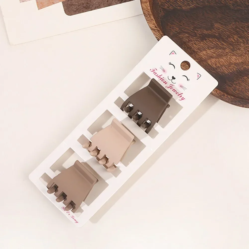 Set di 3 mollette per capelli geometriche opache per donna_voghion.com