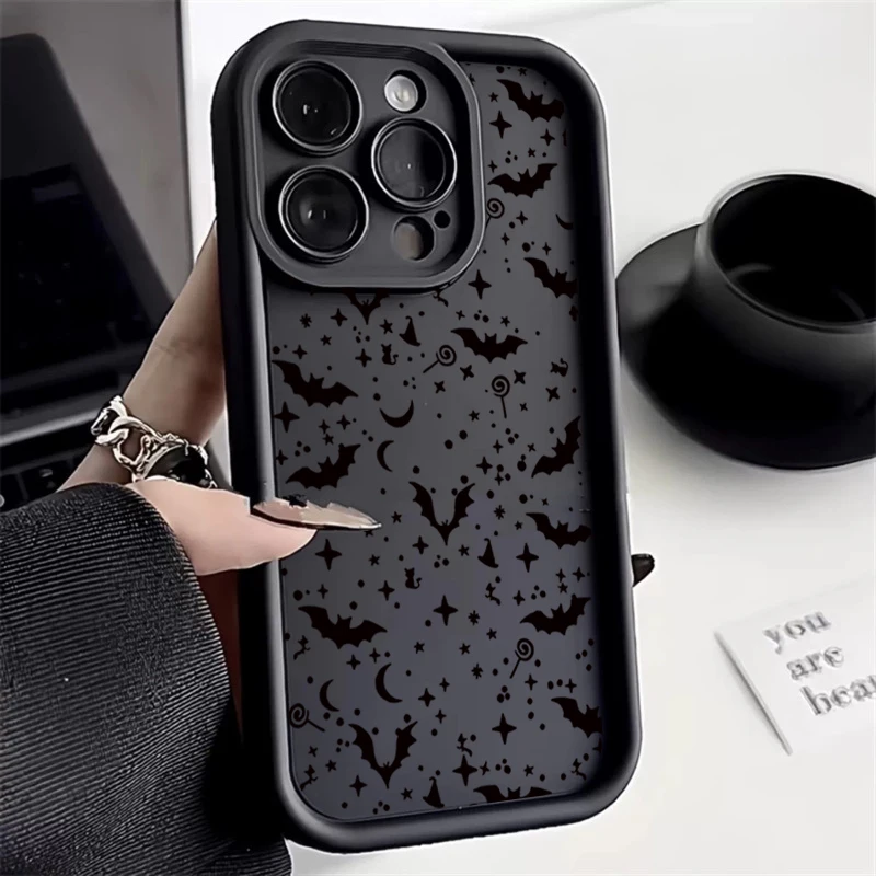 Vintage Red Bats Skull Trendy Pattern Soft Phone Case Cover