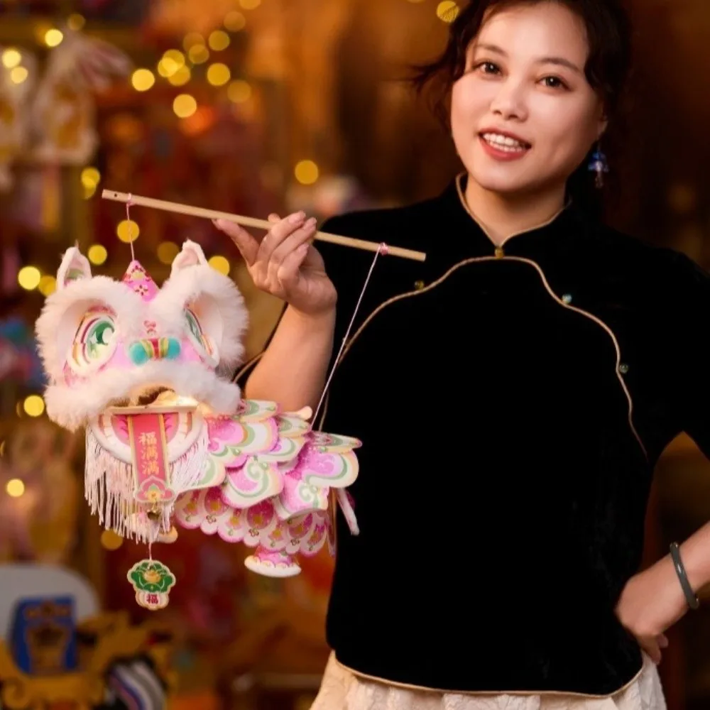 2026 New Year Lion Dance Lantern Waterproof Ancient New Year Lantern Handheld with Tassel Handmade Lantern Childrens Craft