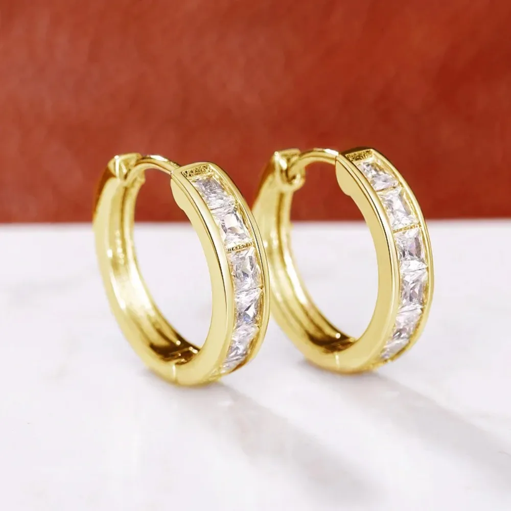 Huitan Classic Design Women Hoop Earrings Princess Square Cz Simple Elegant Female Accessories Versatile Jewelry