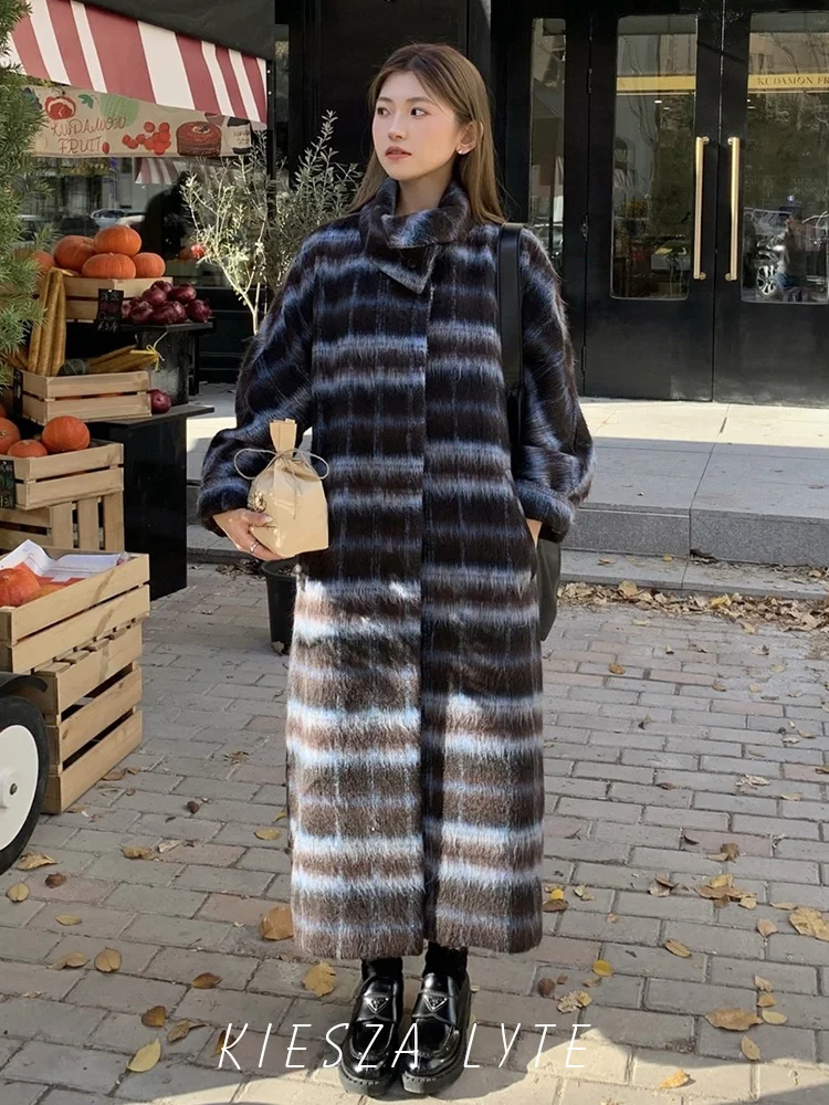 

Paris Fashion Week 2023 Long Wool Blend Coat Blue Plaid Loose Single-Sided Woolen Overcoat Retro Winter Coats Jackets For Women