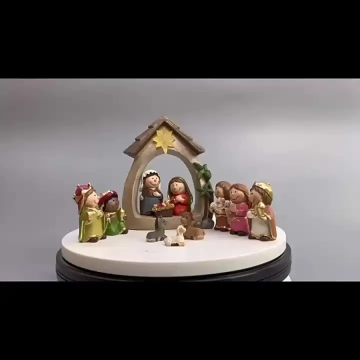 Set Di 10 Statuette Per Presepe Natalizio In Resina: Sacra Famiglia E Personaggi