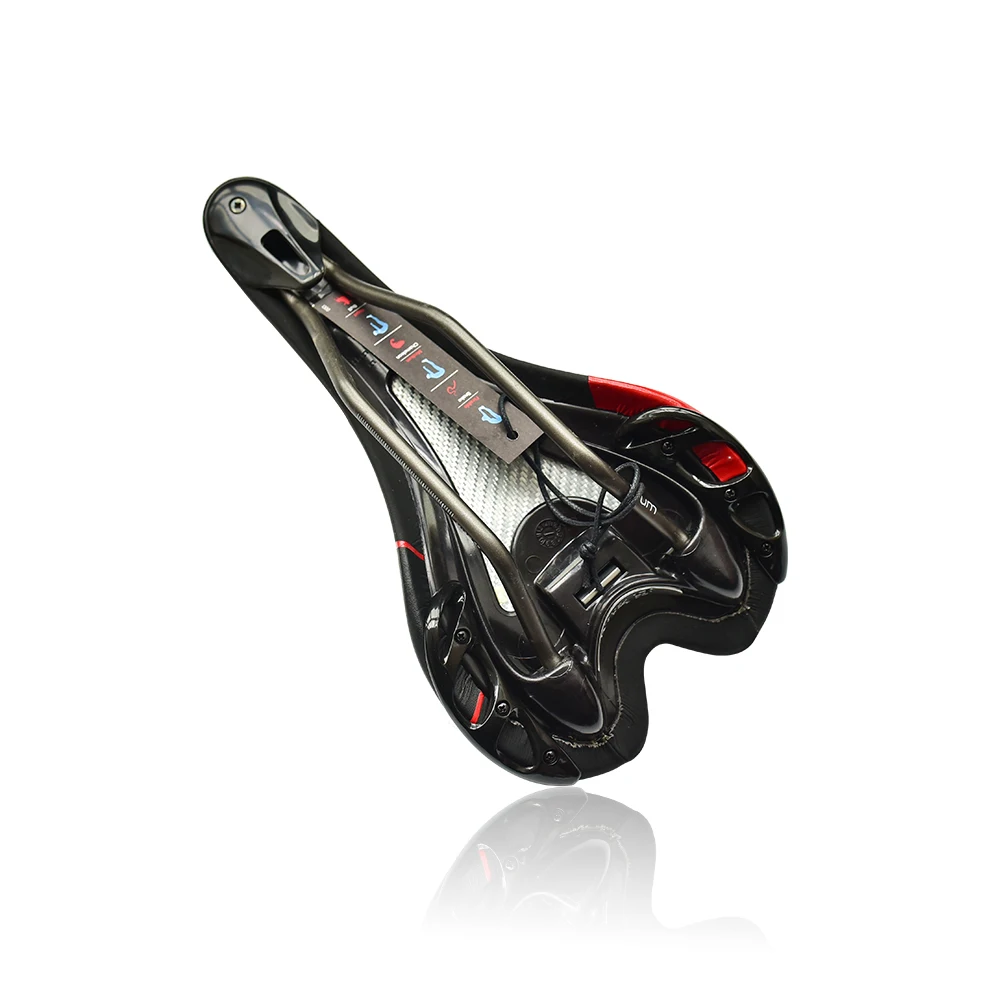 Choisir sa selle vélo de route chez Fizik : Le Spine Concept - L'Expert Vélo