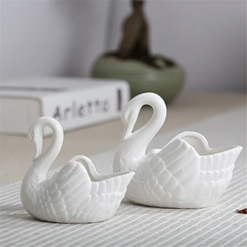 Ceramic Swan Decor Holder 1