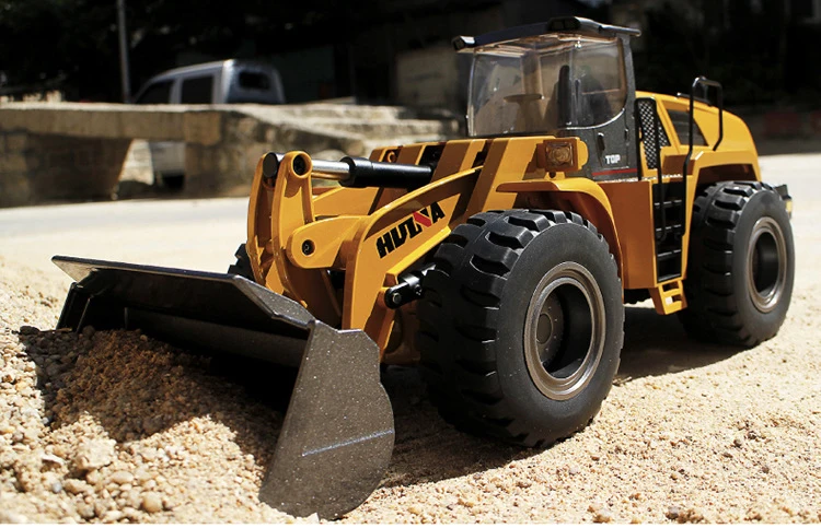 Huina 1583 Alloy Version 22-channel Remote Control Bulldozer 2.4G Wireless Large Remote Control Car Engineering Car Loader Toy 6