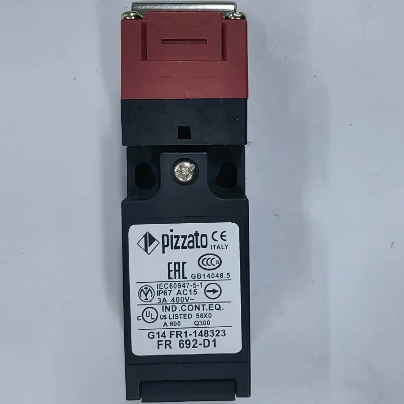 

FR 692-D1 safety door switch Pizzato limit switch FR692-D1 Italy EAC