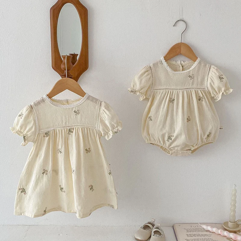 

2024 New Summer Kids Princess Dresses Baby Girl Party Dress Short Sleeved Cotton Embroidery Infant Baby Romper Sister Clothing