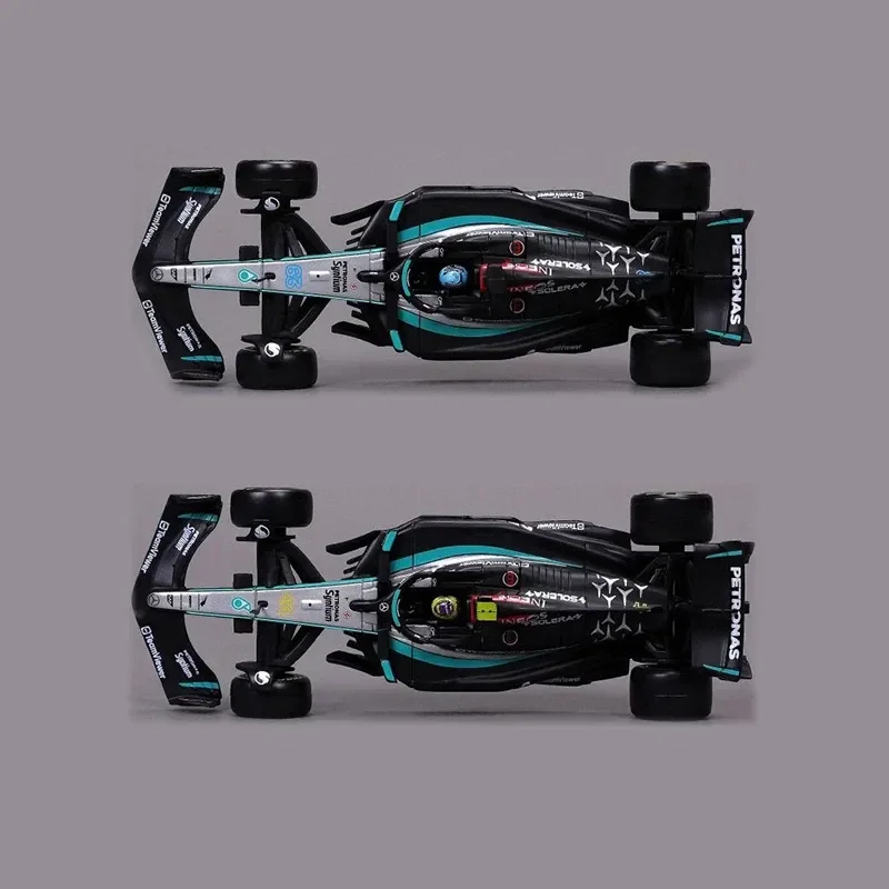 New Bburago 1:43 2024 Mercedes-Amg Petronas W15 F1 #63 George Russell #44 Lewis Hamilton Formula 1 With Helmet Toy Model Gift 2