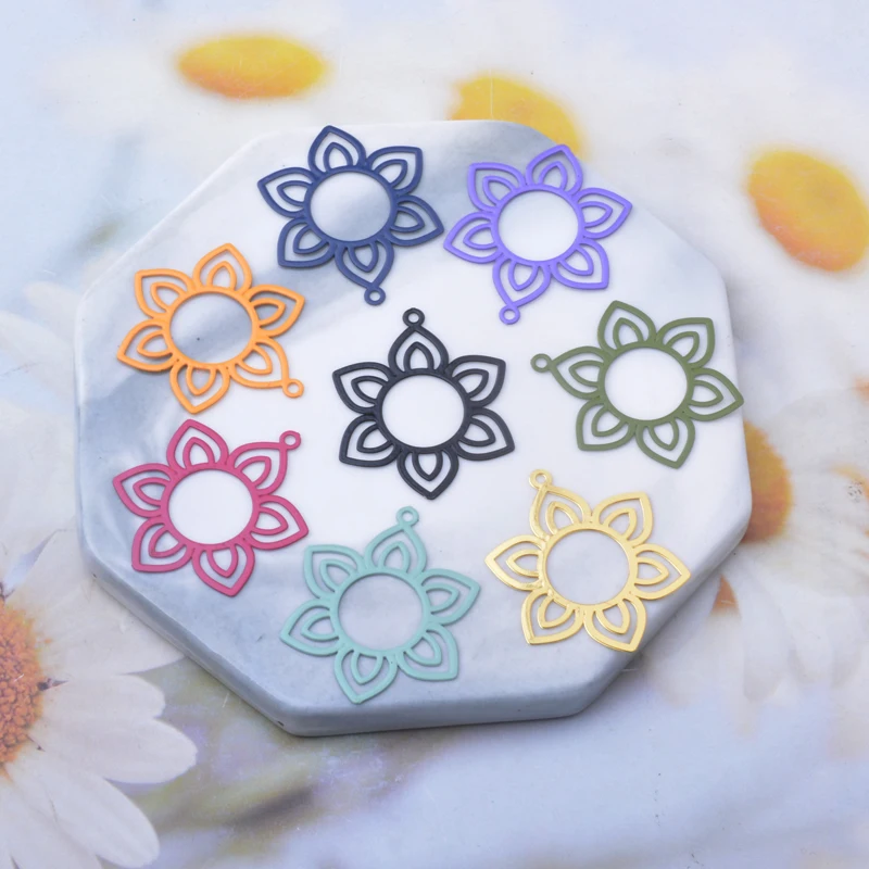30 Stück AB8305 Messing-Filigran-Blumenanhänger Edelstahl-Sonnenblumenanhänger DIY Schmuck Ohrringe Zubehör