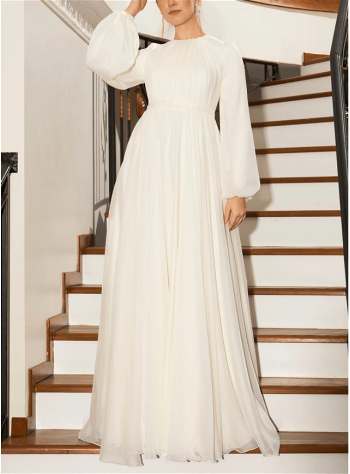 

A-Line White Elegant Evening Dress Round Neck Long Sleeve Prom Party Dress Fashion Chiffon Brush Tail Formal Occasion Custom
