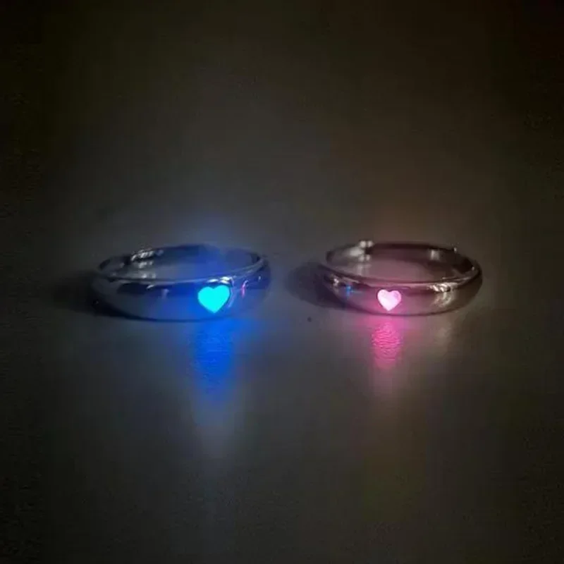 Blue Pink Luminous Ring for Couple Creative Love Heart Index Finger Ring Glowing in The Dark Rings Jewelry Valentine's Day Gift