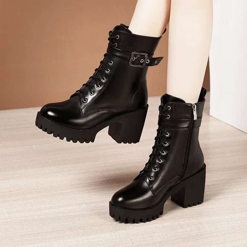 靴 Multi-gimmick belt design high-cut boots Multi-gimmick belt design high-cut boots HL3112 – HI-LANDER