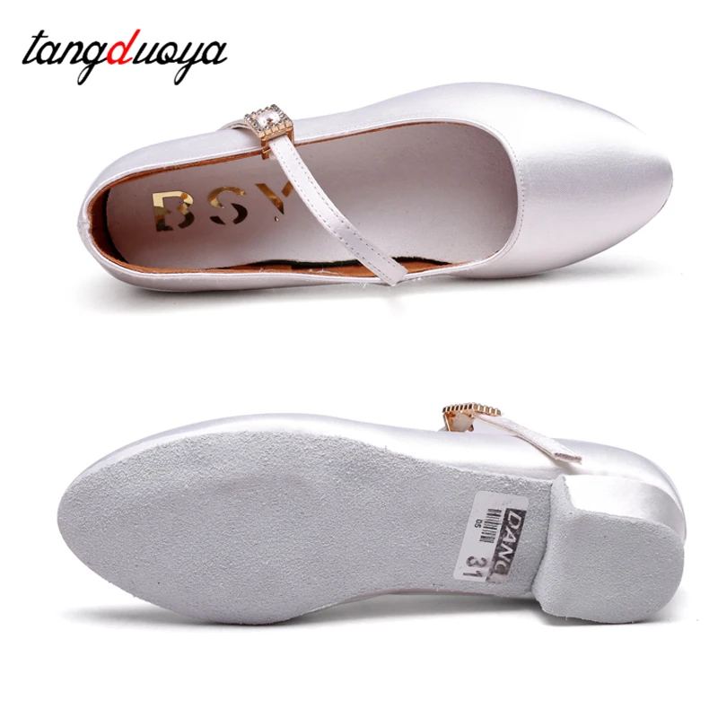 Salsa dancing shoes woman low heels 3cm Silk soft sole Girl modern dance shoes women practice closed toe children Dancing shoes 6