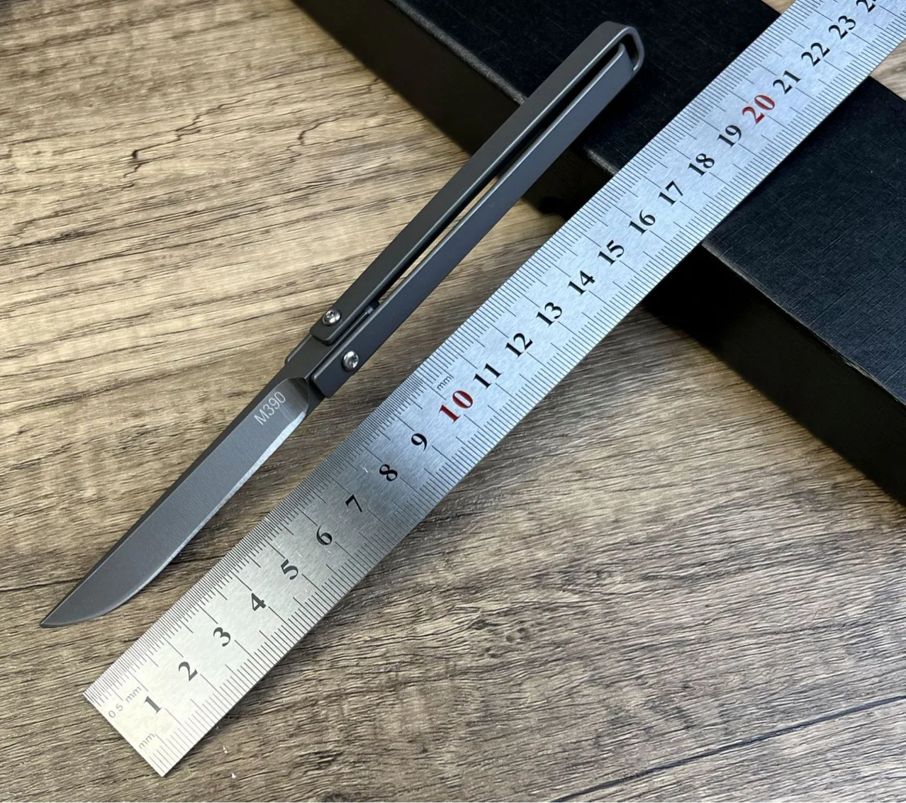 Description Picture 2 of item2 In 1 Mini Folding Knife , Rotatable Window Breaker,Outdoor Survival Pocket Knives Gear EDC Self Defense Tools Foldable Knife
