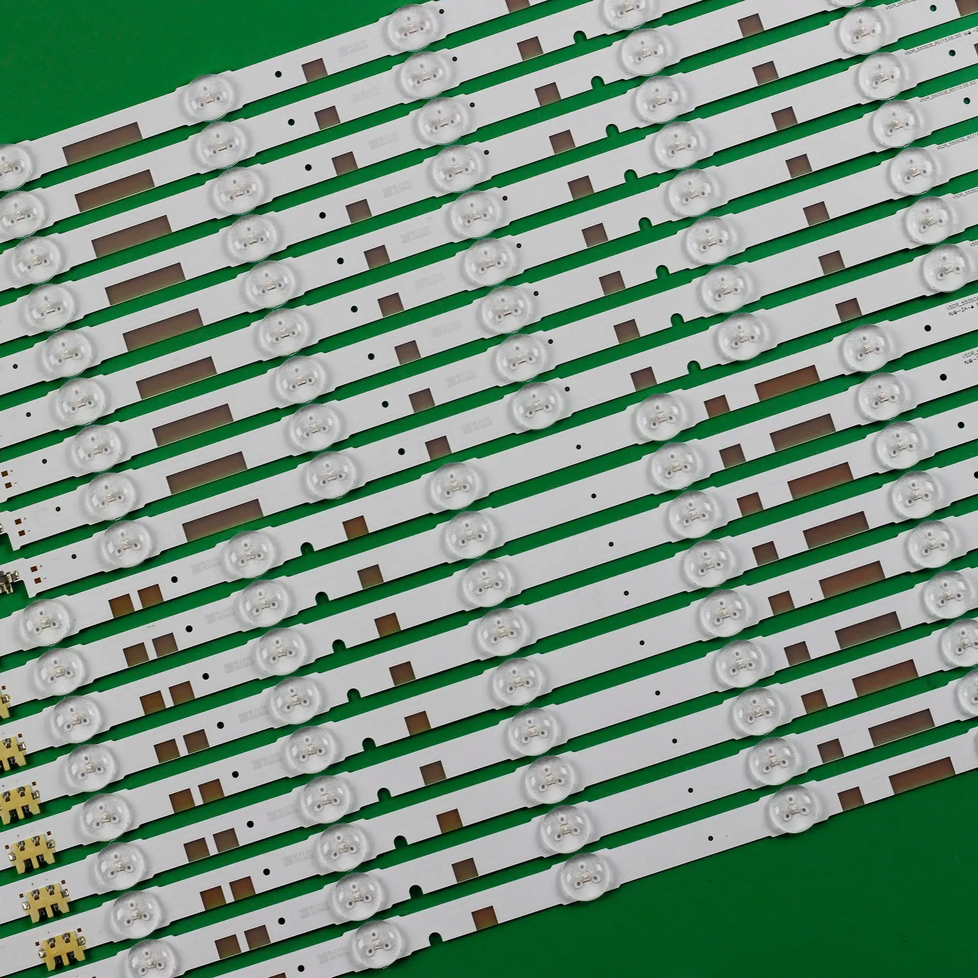 LED Ʈ, UN55JS7250 UN55JS7200F UN55JS7200G UN55JS700DF UN55JS700D UN55JS7000F UE55JU6875UXXE CY-TJ055HGEV2V, Ʈ 18