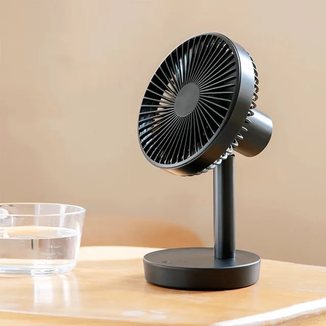 Ventilador de Mesa Recarregável: Uma Solução Refrescante e Versátil